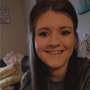 Meet your Posher, Lindsey